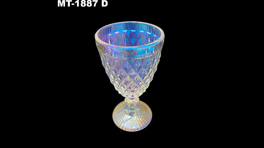 Copa de vino tipo cristal cortado nácar. 17 cm PIEZA D