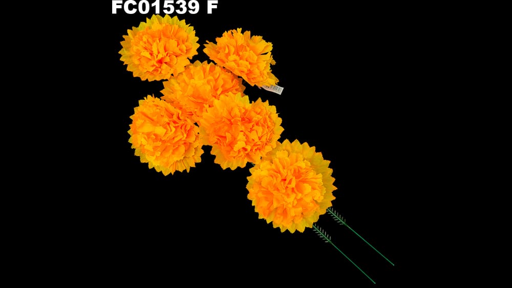 Cruz clavel *6 para armar. Mide 60*35. flor de 14 cm F