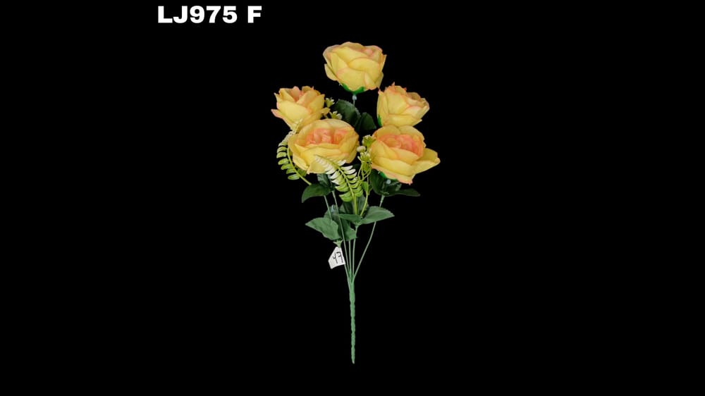 Ramito de rosa *5 con follaje flor de 7cm F