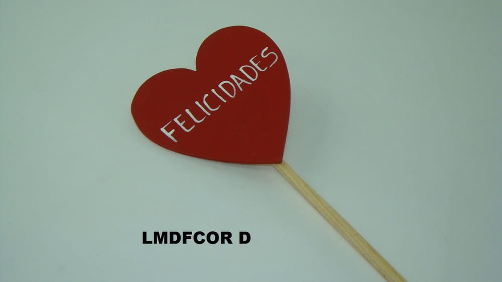 Letrero MDF corazón con mensaje D