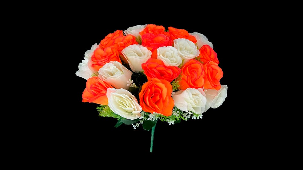 Bouquet de botón de rosa *24 Mide 37 cm H