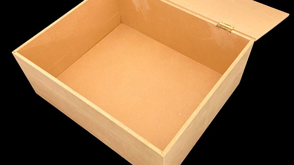 caja  con bisagra 25*30+12 