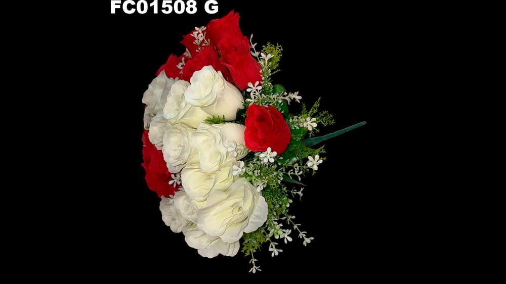 Bouquet boton de rosa * 24 con follajito G