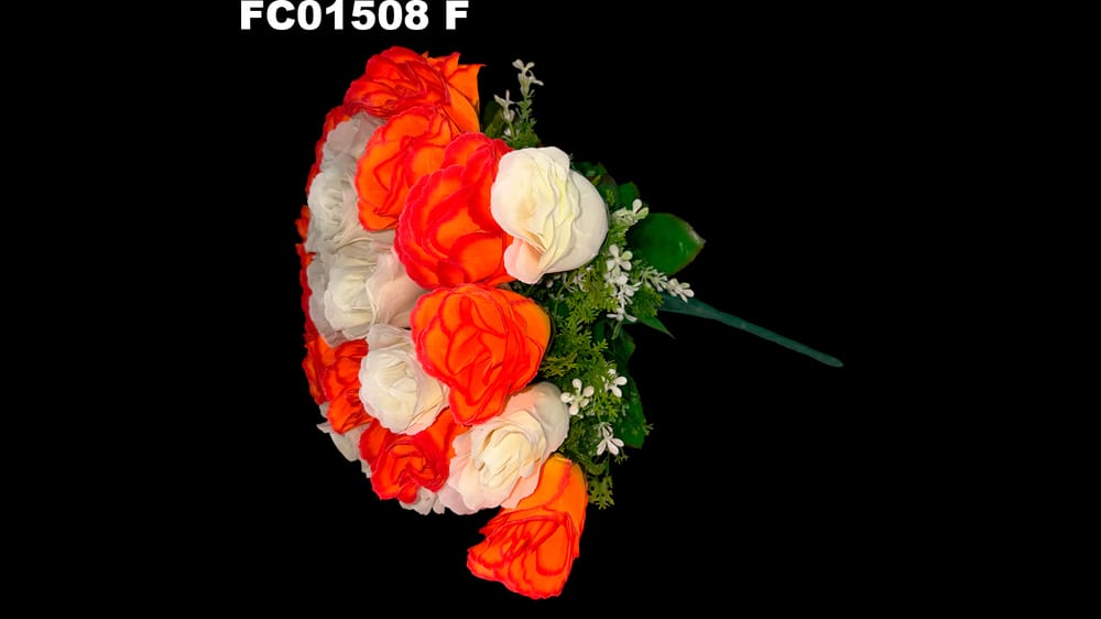 Bouquet boton de rosa * 24 con follajito F