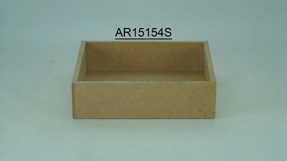 Arenero sin pintar tipo rustico hecho de mdf 15x15+4 cm 