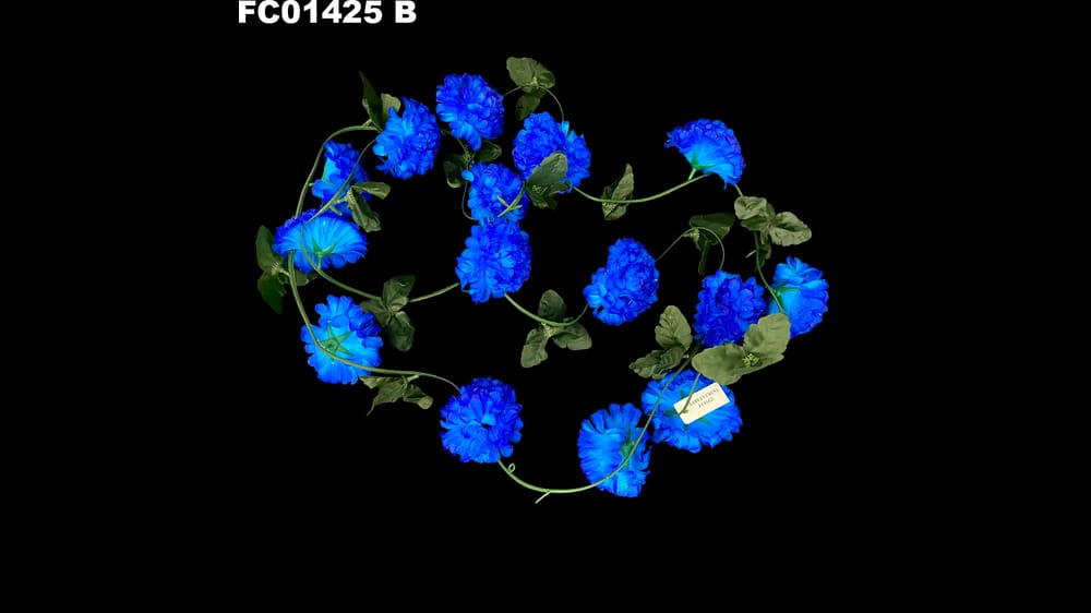 Guía cempazuchil con 15 flores. Mide 2.90 m B