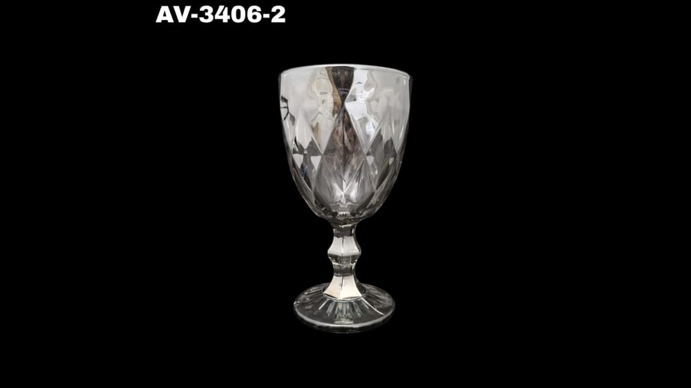 Copa vino color diamond marmoleado  250 ml. Mide 16.5 cm PIEZA 