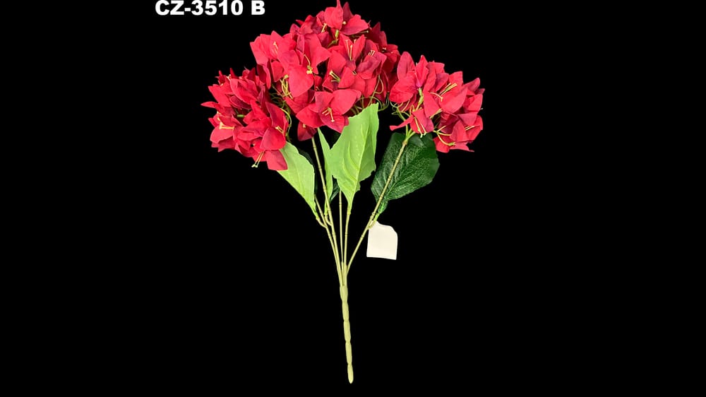 Ramo mediano de mariposa blanca. Mide 45 cm B