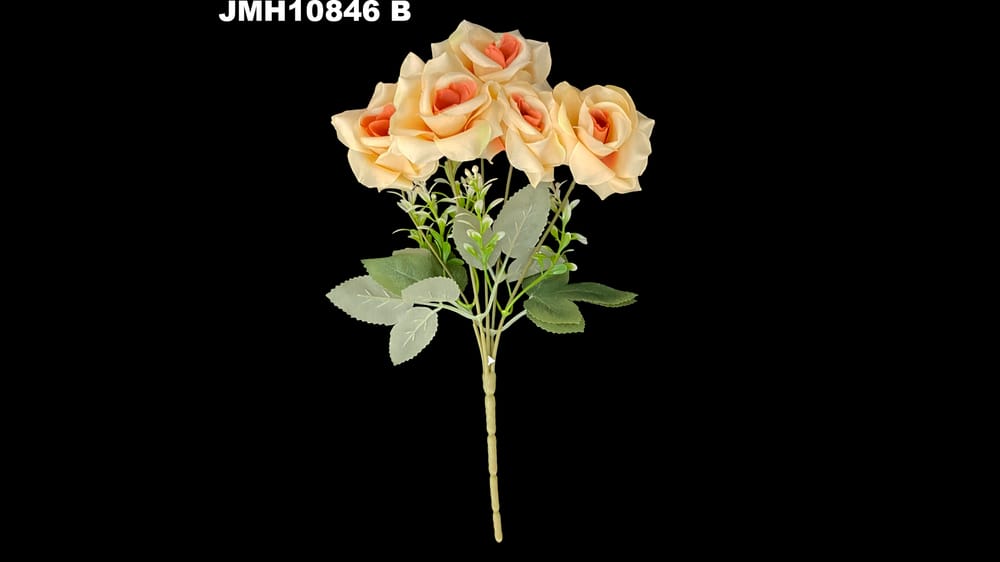 Ramito vintage de rosas *5. La rosa mide 6 cm B