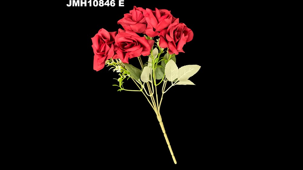 Ramito vintage de rosas *5. La rosa mide 6 cm E