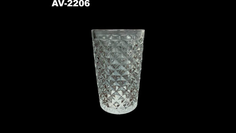 Vaso diamante 250 ml. Mide 12 cm  PIEZA