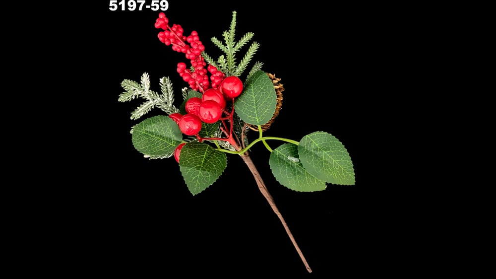 Pick con mini cerezas y follaje de pino. Mide 24 cm 