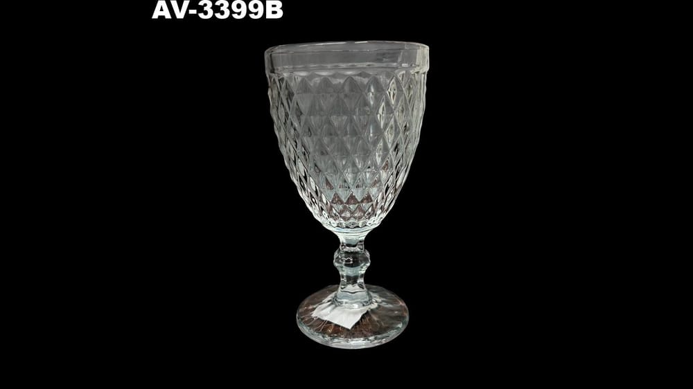 Copa gravada transparente 250 ml. Mide 16.5 cmm
