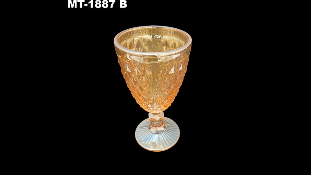 Copa de vino tipo cristal cortado nácar. 17 cm PIEZA