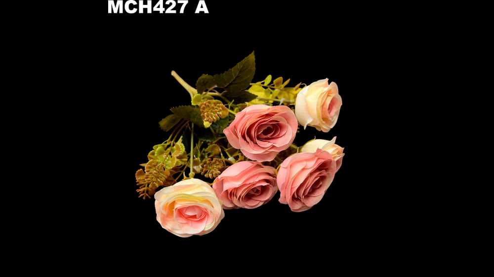 Ramito vintage rosas con hortencia. Mide 28 cm
