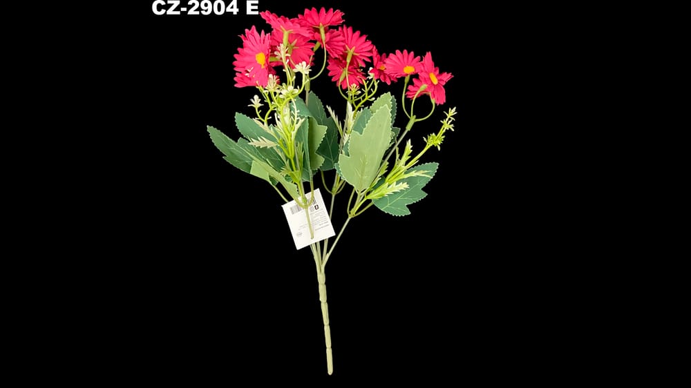 Ramito de margaritas *18 flores. Mide 28 cm