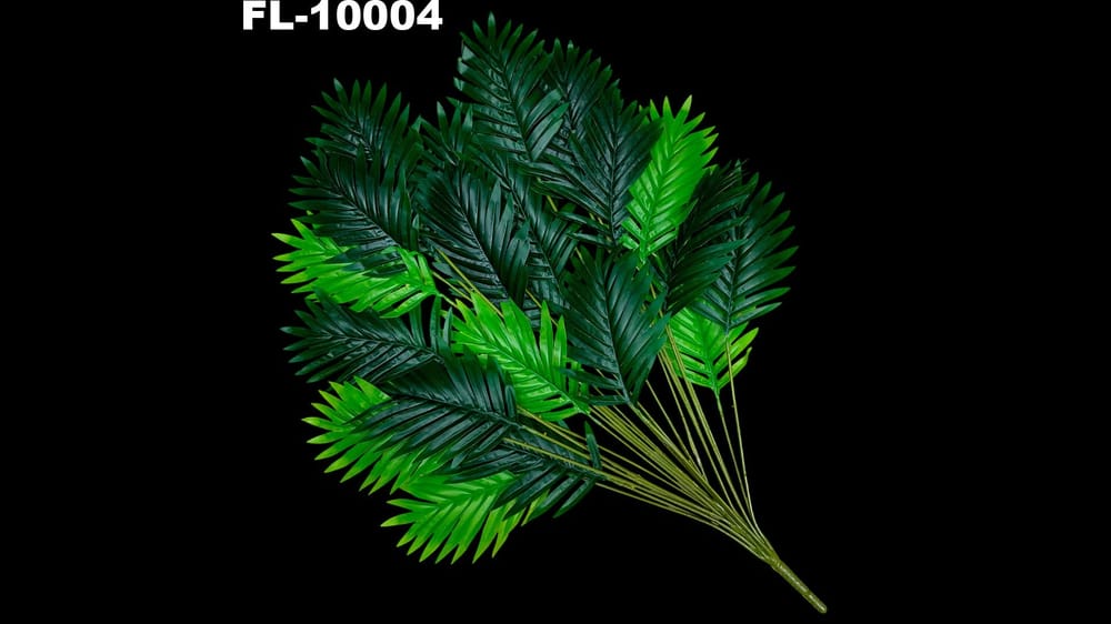 Planta de palma areca. Mide 70 cm