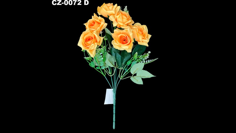 Ramito vintage de rosas medianas*6. La rosa mide 5 cm