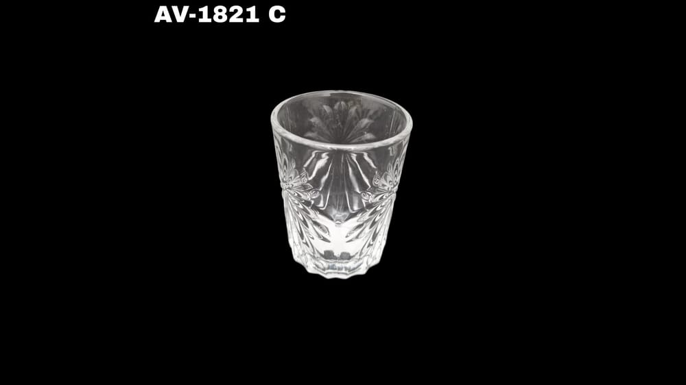 Vaso tequilero con flores.  50 ml. Mide 6 cm
