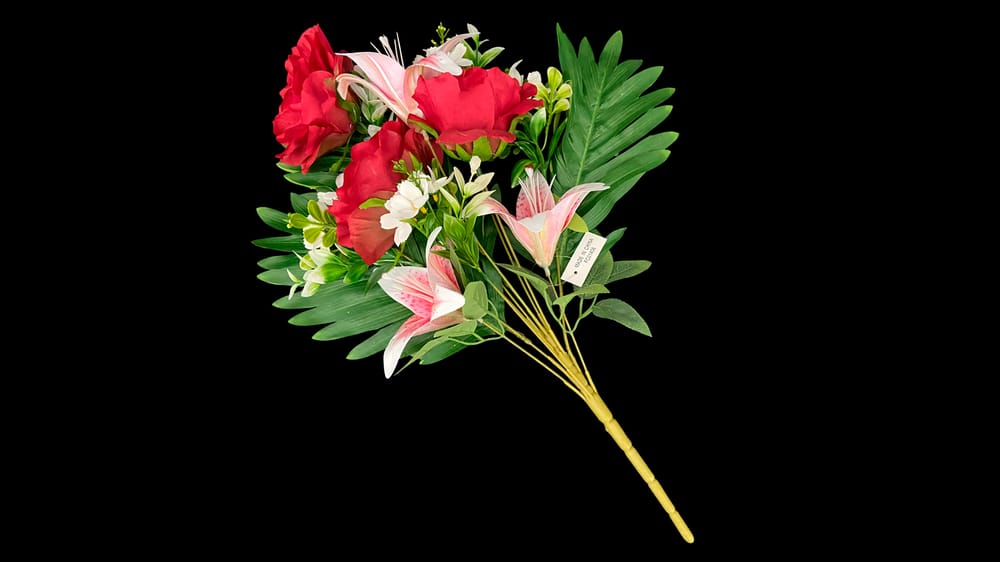 Ramo mixto rosa margarita y lily. Mide 50 cm