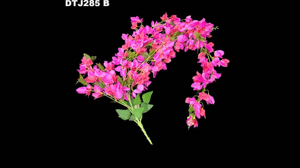 Colgante de bugambilias con 7 ramas. Mide 1.20 m