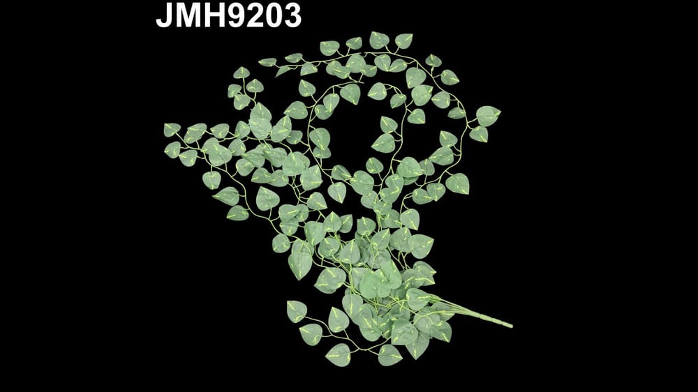 Colgante de follaje tipo parra. Mide 1 m