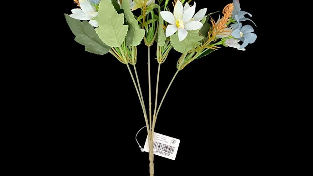 Ramito de margaritas con polen vintage. 27 cm