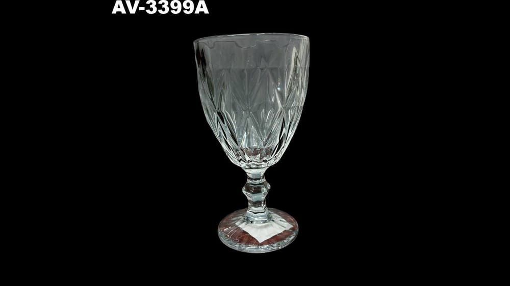 Copa vino diamond 250 ml. Mide 16.5 cmm